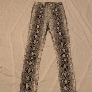 Snake print skinny jeans